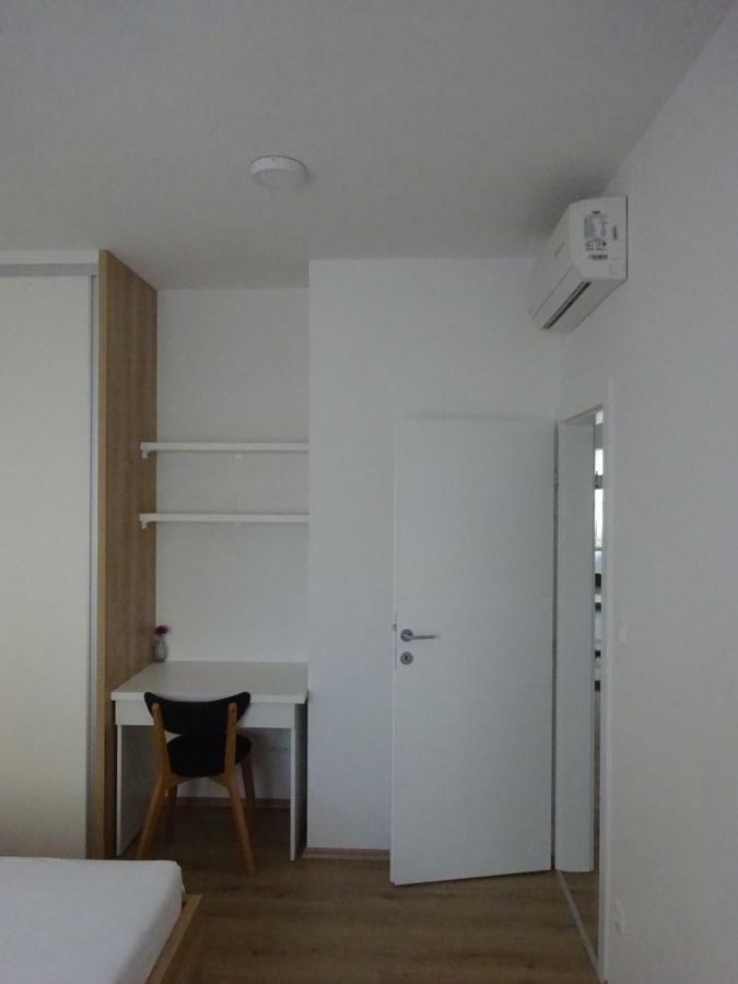 Apartment Duce Omiš Exterior foto