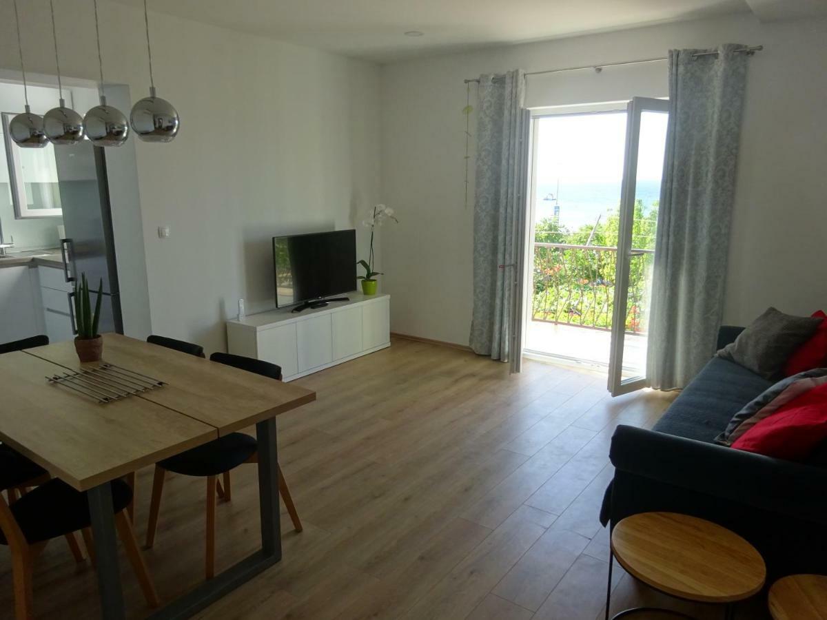 Apartment Duce Omiš Exterior foto
