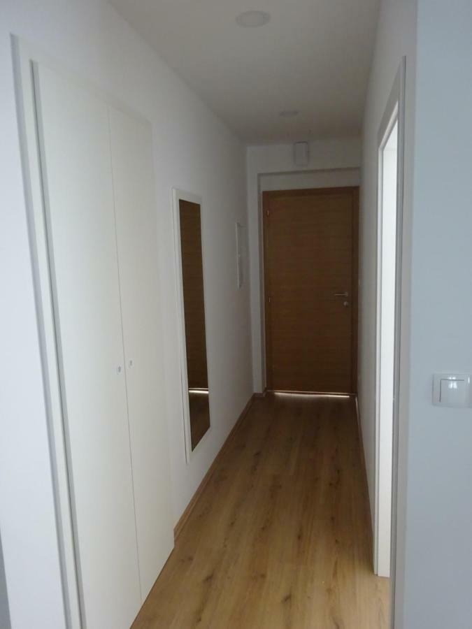 Apartment Duce Omiš Exterior foto