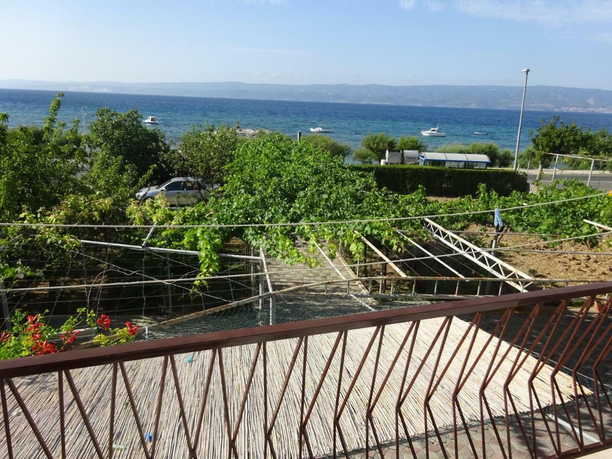 Apartment Duce Omiš Exterior foto